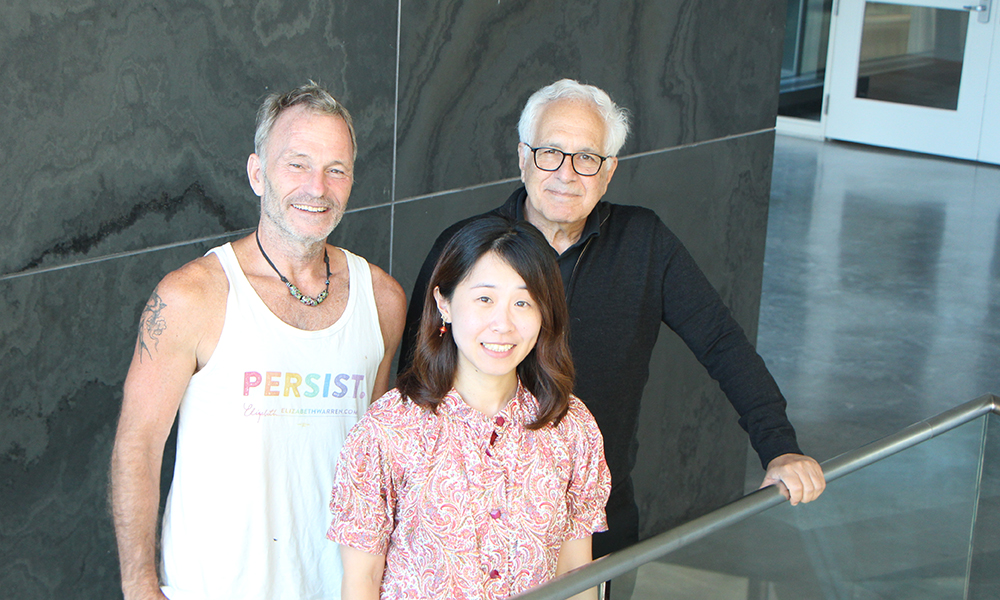 (l to r) Florian Engert, Yasuko Isoe, and Jeff Lichtman